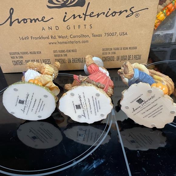 New Fall harvest bears set of three from home interiors and gifts resin - Picture 5 of 7